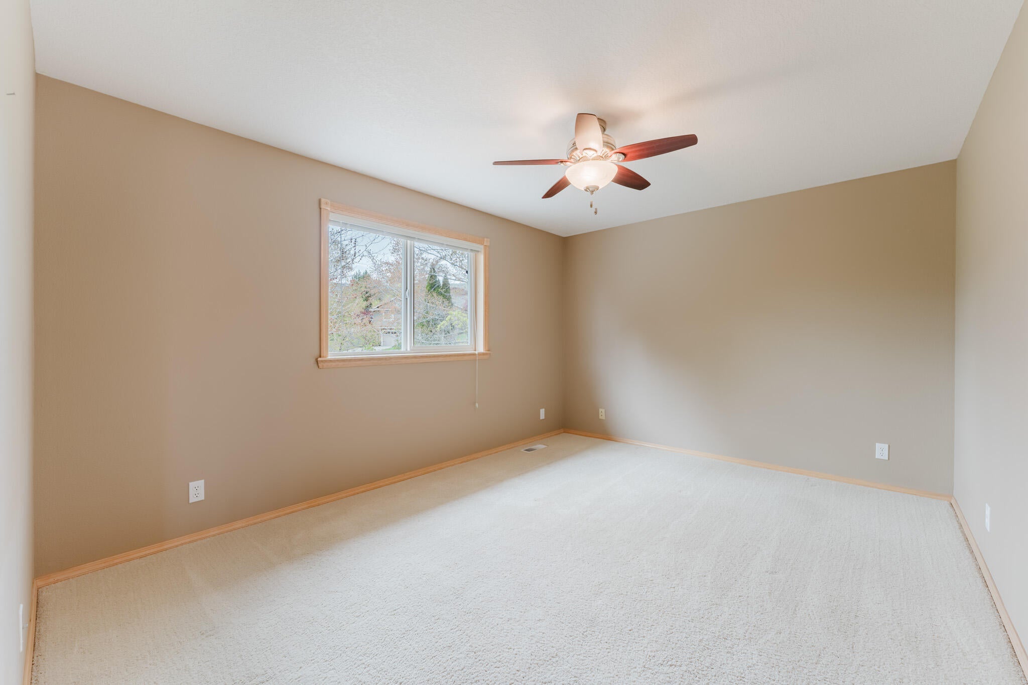 3626 Southwest Volcano Court Redmond, OR 97756 - Photo 44 of 89 3626 SW Volcano Ct Small-30