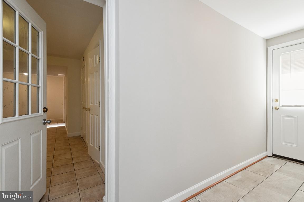 14016 Adkins Road Laurel, MD 20708 - Photo 43 of 54 Access to deck