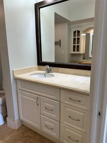 $2,500 | 2111 Congressional Way, Unit 2111, Deerfield Beach, FL 33442