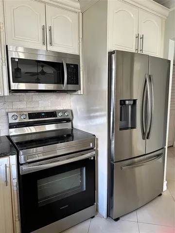 $2,500 | 2111 Congressional Way, Unit 2111, Deerfield Beach, FL 33442