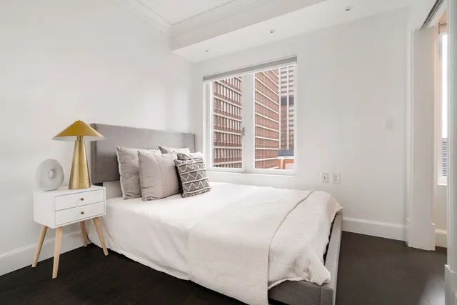 $1,725,000 | 778 Boylston Street, Unit 7E, Boston, MA 02199