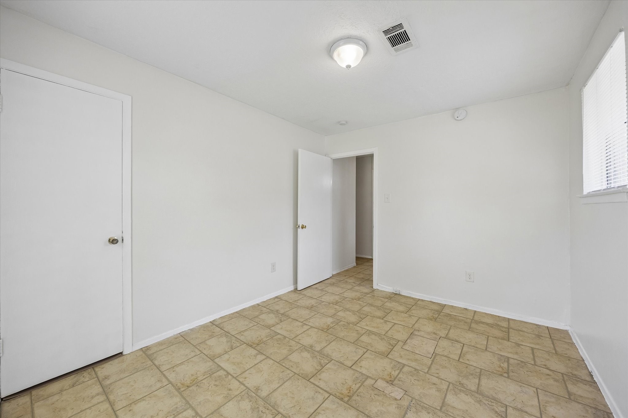 12639 Chiswick Road Houston, TX 77047 - Photo 13 of 18
