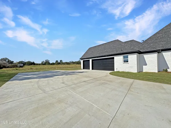 $516,600 | 408 Lennon Lane, Brandon, MS 39047