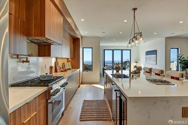 $2,950,000 | 1719 33rd Avenue, San Francisco, CA 94122