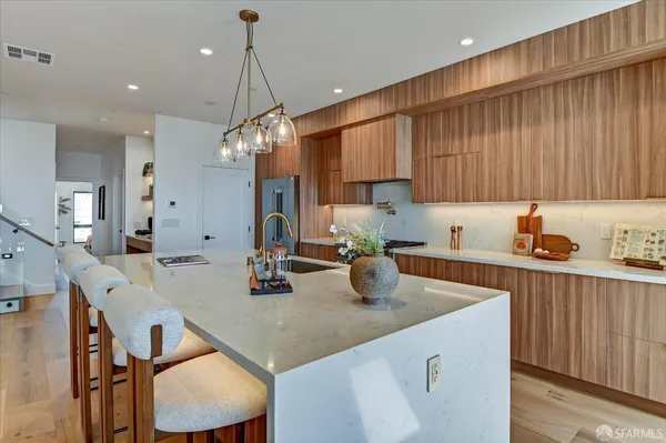 $2,950,000 | 1719 33rd Avenue, San Francisco, CA 94122