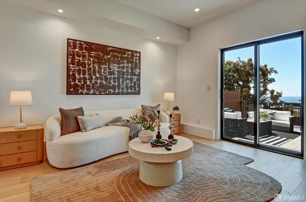 $2,950,000 | 1719 33rd Avenue, San Francisco, CA 94122