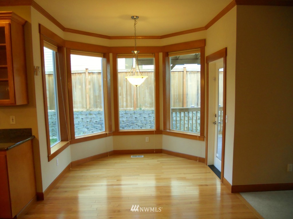 109 167th Place Southeast Bothell, WA 98012 - Photo 12 of 22 Gallery Image 12