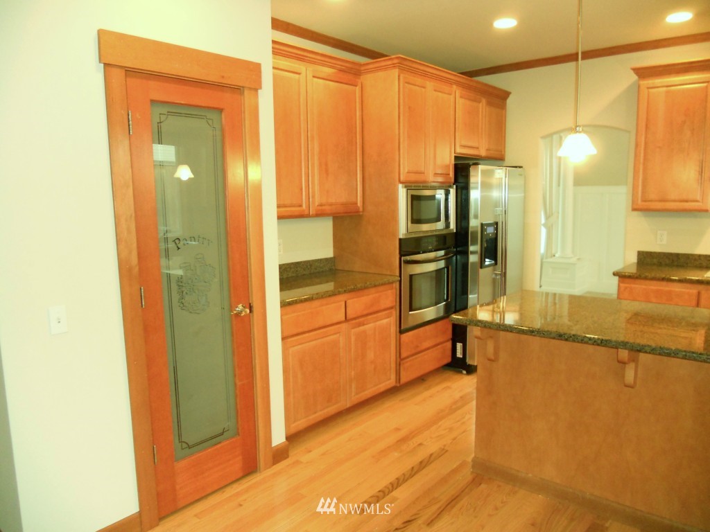 109 167th Place Southeast Bothell, WA 98012 - Photo 13 of 22 Gallery Image 13