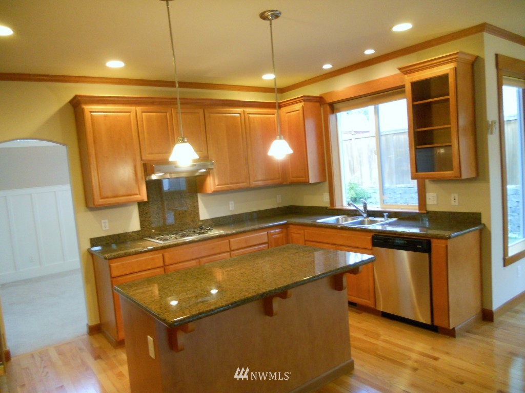 109 167th Place Southeast Bothell, WA 98012 - Photo 14 of 22 Gallery Image 14