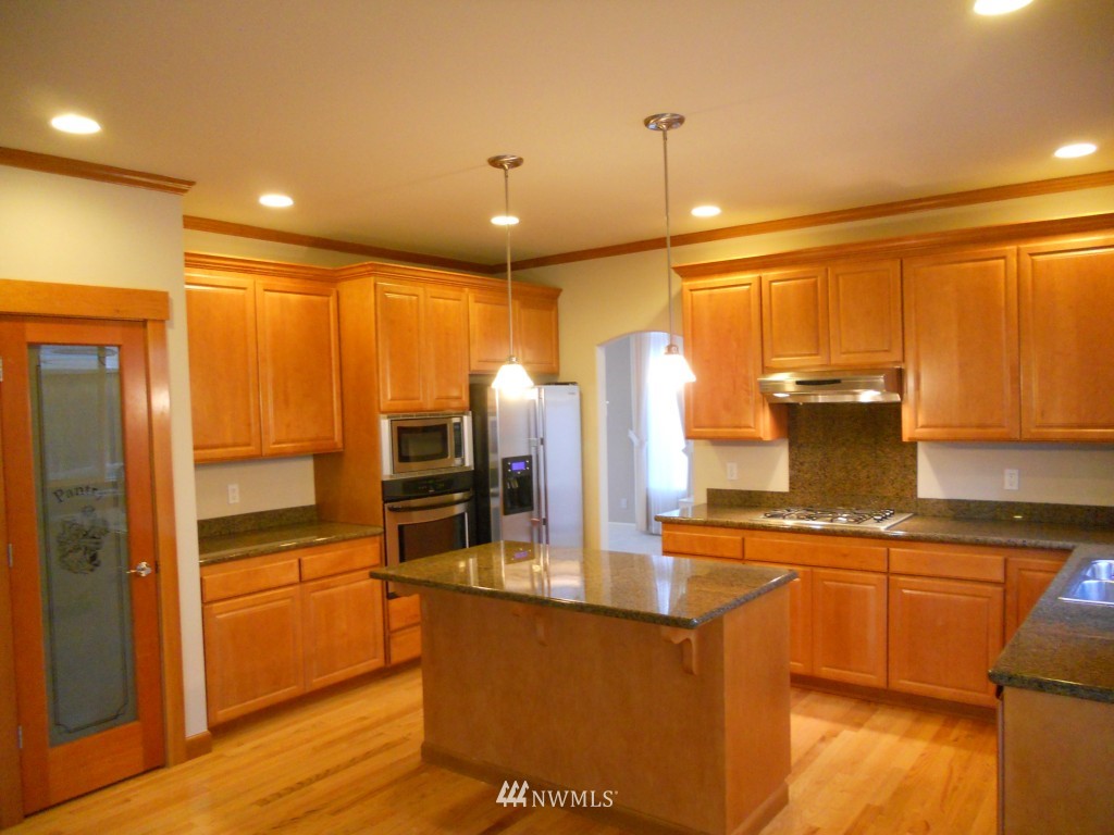 109 167th Place Southeast Bothell, WA 98012 - Photo 16 of 22 Gallery Image 16