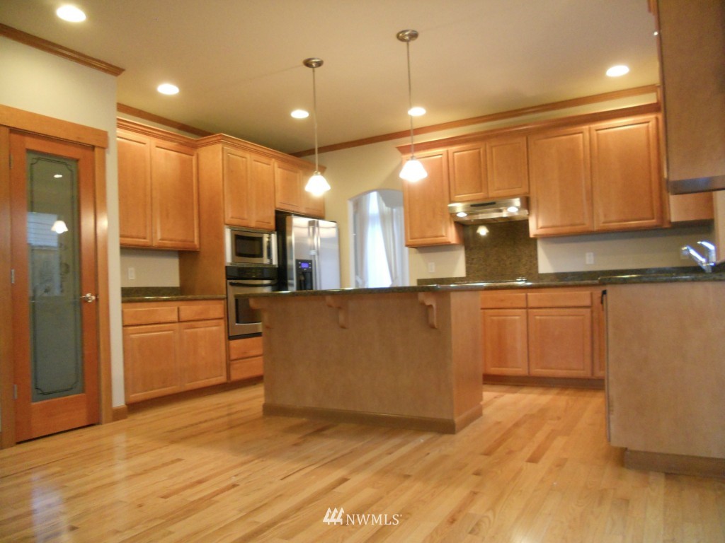 109 167th Place Southeast Bothell, WA 98012 - Photo 17 of 22 Gallery Image 17