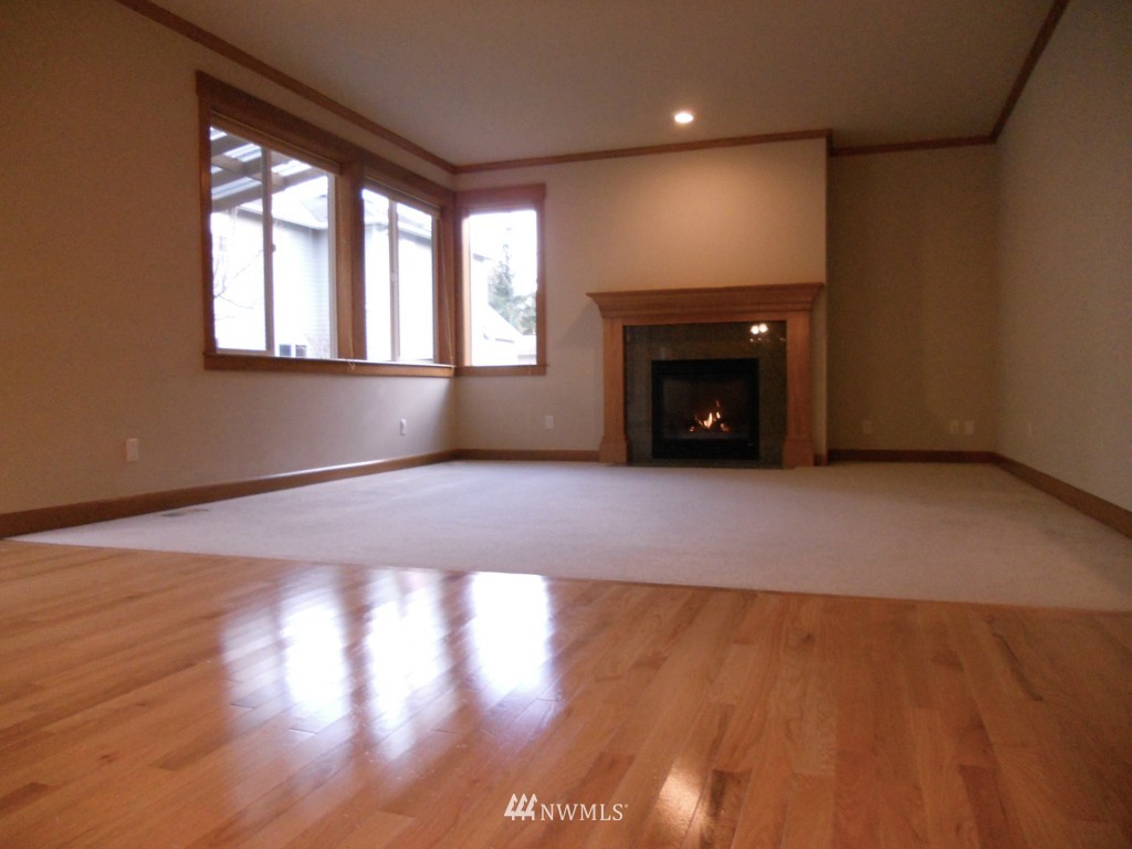 109 167th Place Southeast Bothell, WA 98012 - Photo 8 of 22 Gallery Image 8