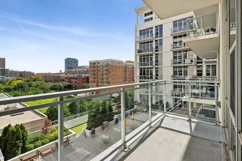 $349,900 | 901 West Madison Street, Unit 601, Chicago, IL 60607