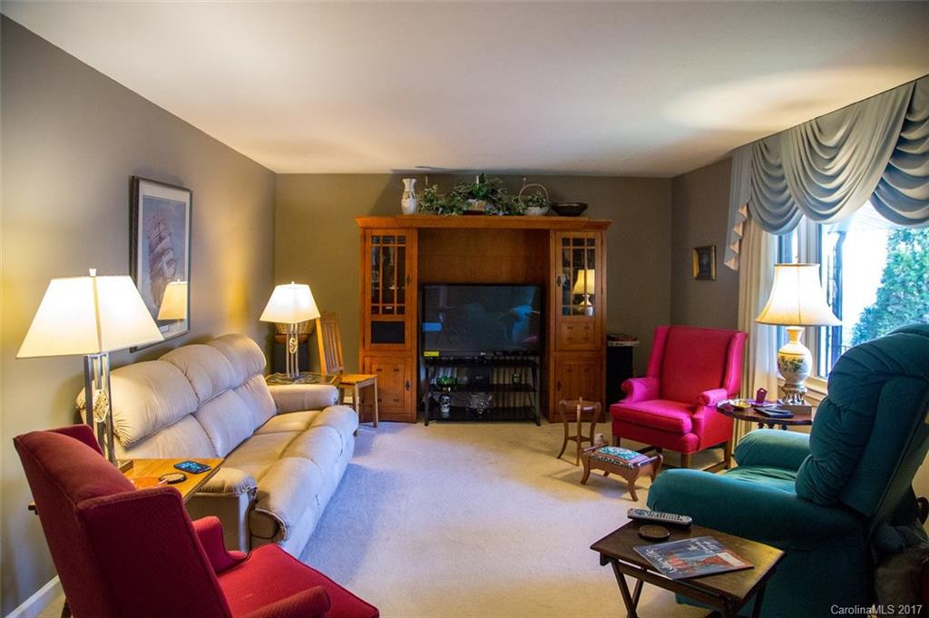 50 Faircrest Road Asheville, NC 28804 - Photo 7 of 22 Gallery Image 7