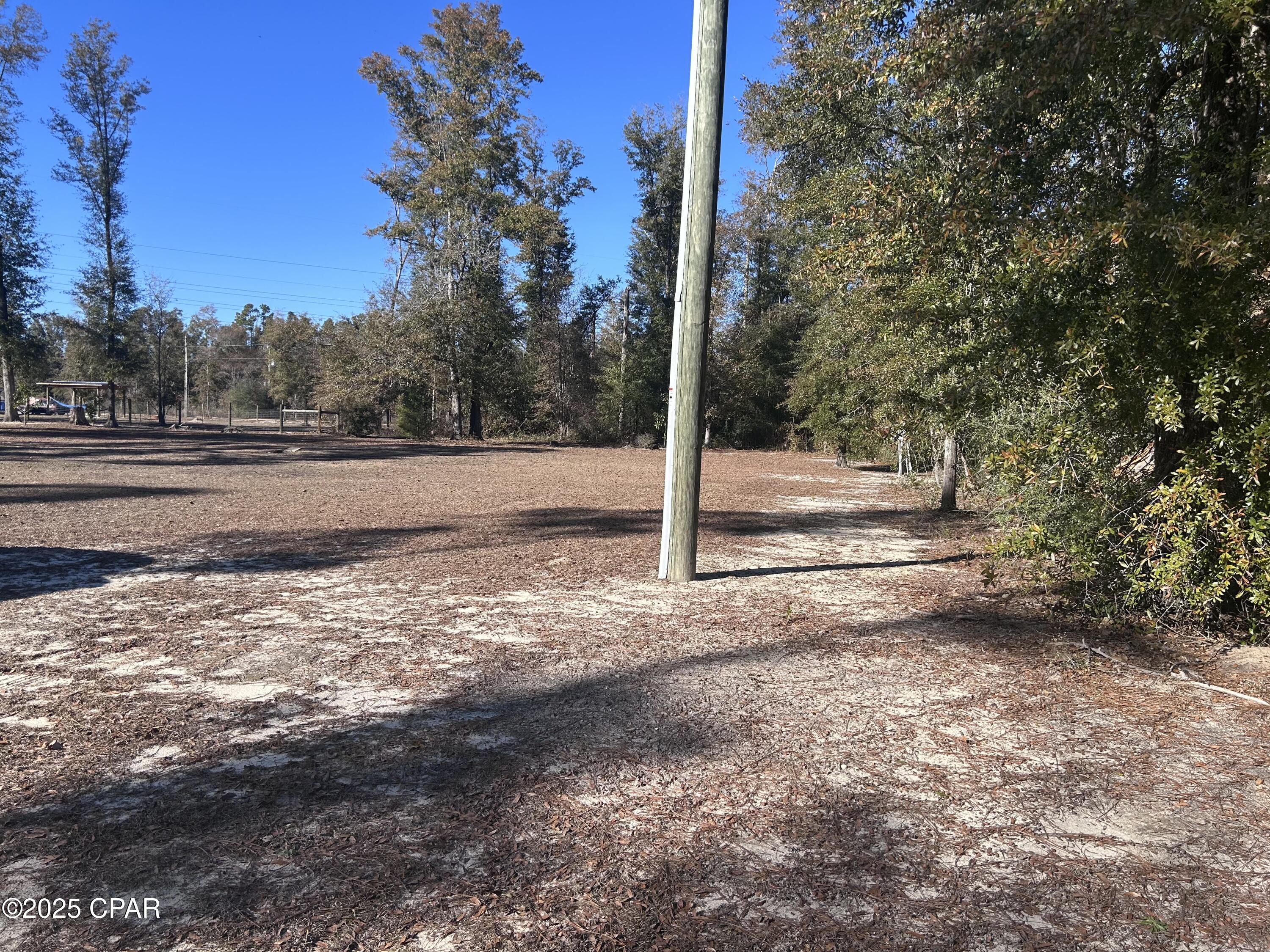 12221 Glenwood Road Fountain, FL 32438 - Photo 4 of 10