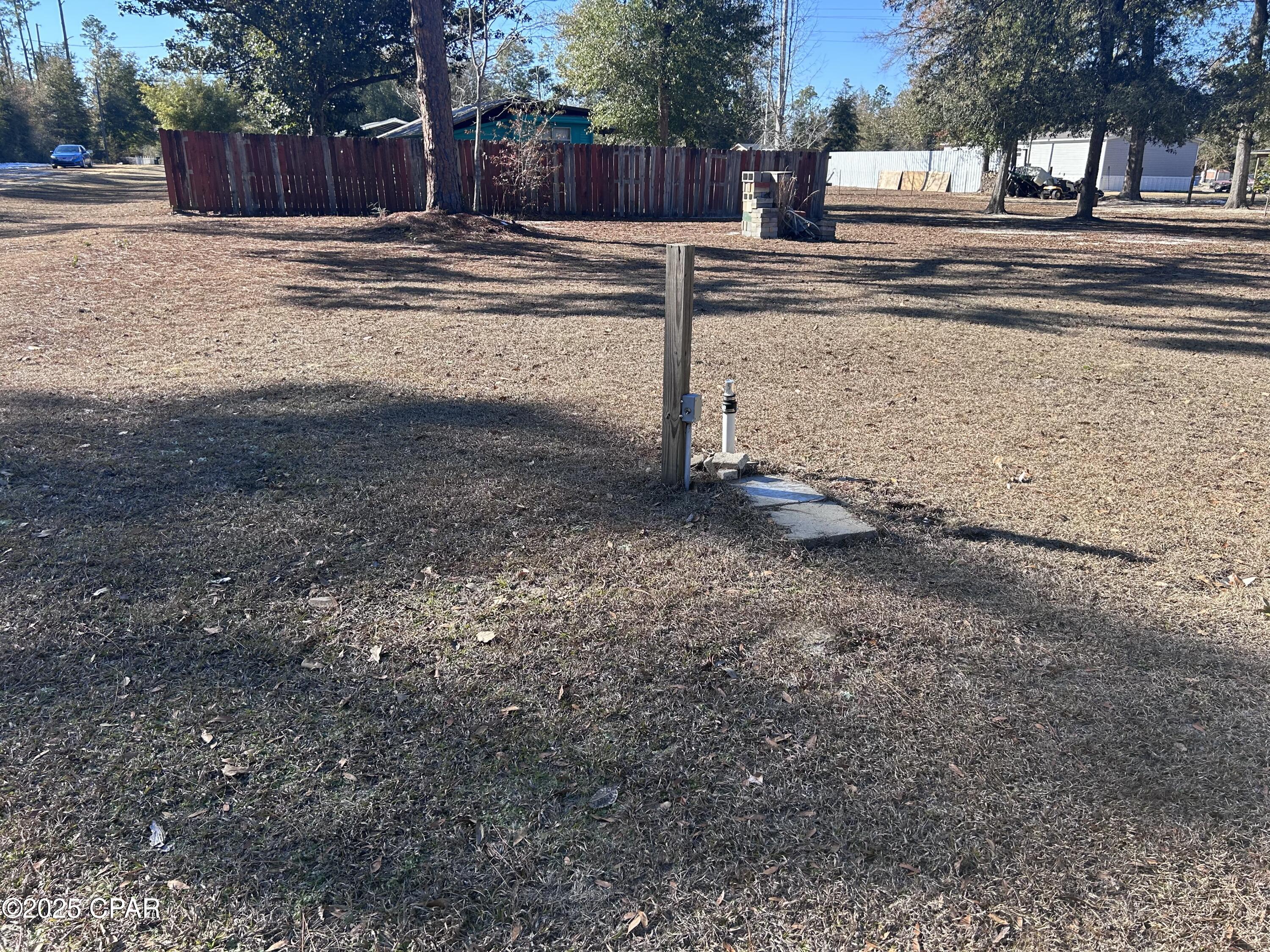 12221 Glenwood Road Fountain, FL 32438 - Photo 9 of 10