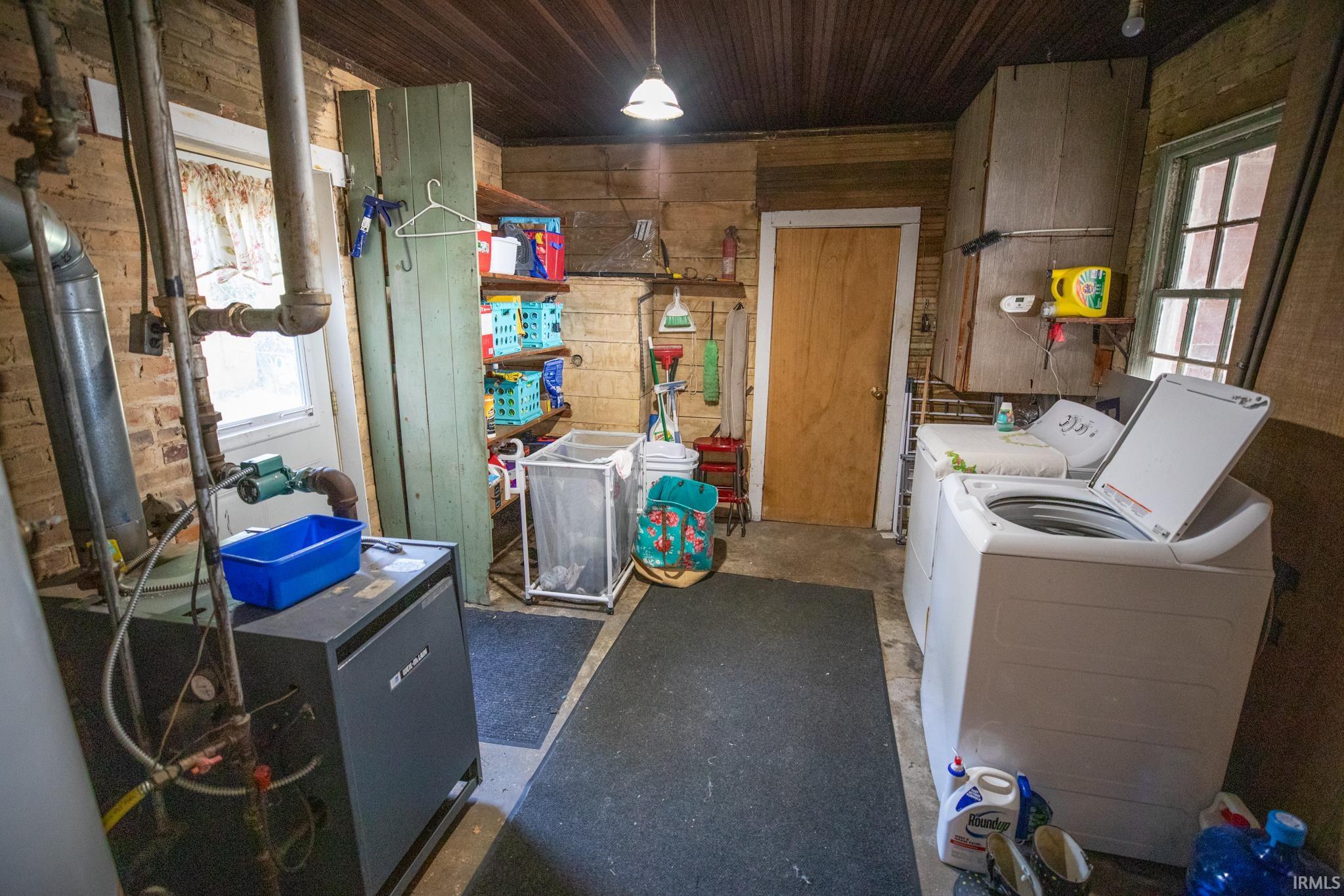 202 West Center Street Bourbon, IN 46504 - Photo 23 of 29