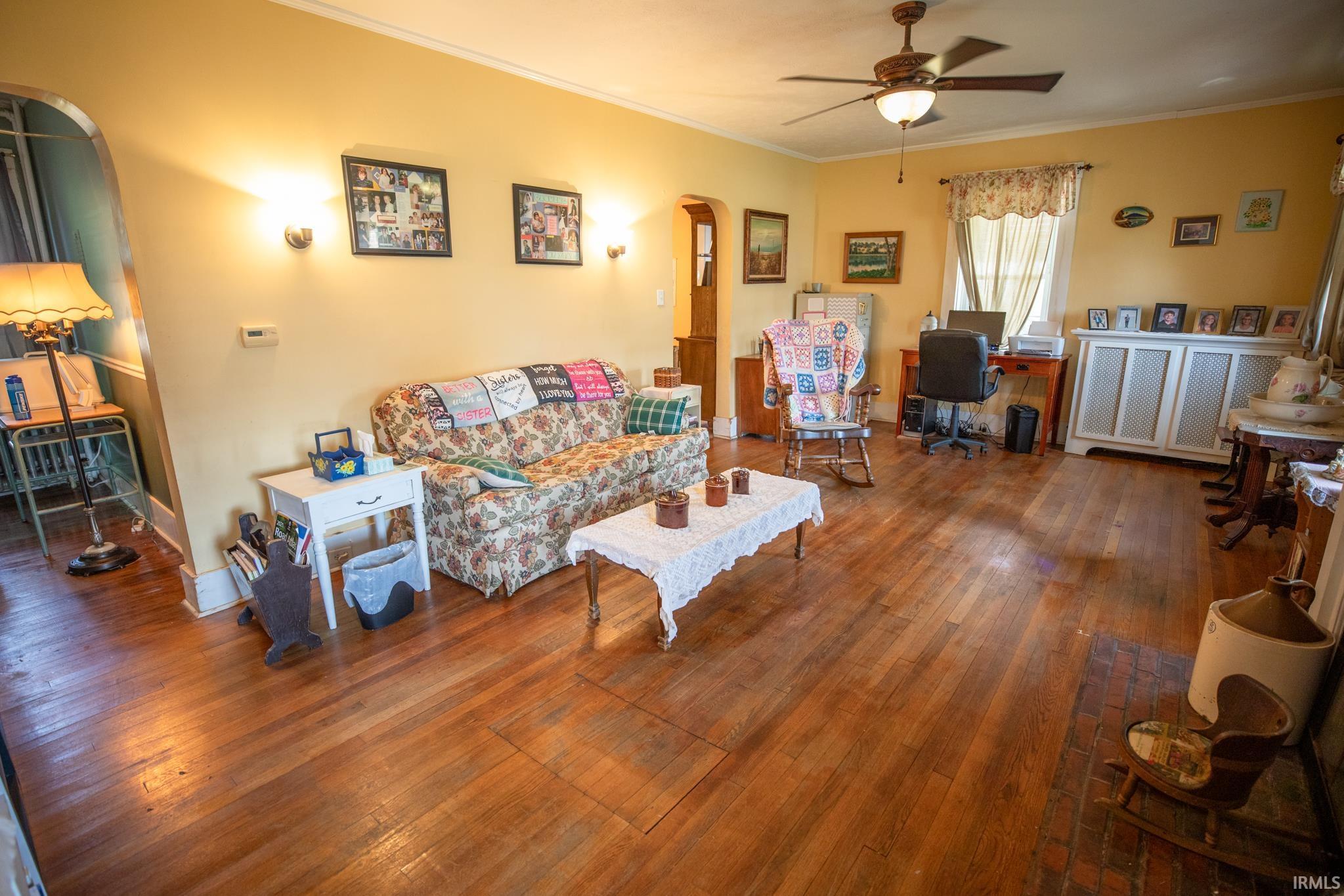 202 West Center Street Bourbon, IN 46504 - Photo 4 of 29