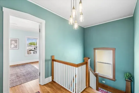 $599,000 | 944 North Humphrey Avenue, Oak Park, IL 60302