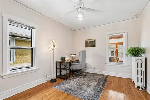 $599,000 | 944 North Humphrey Avenue, Oak Park, IL 60302