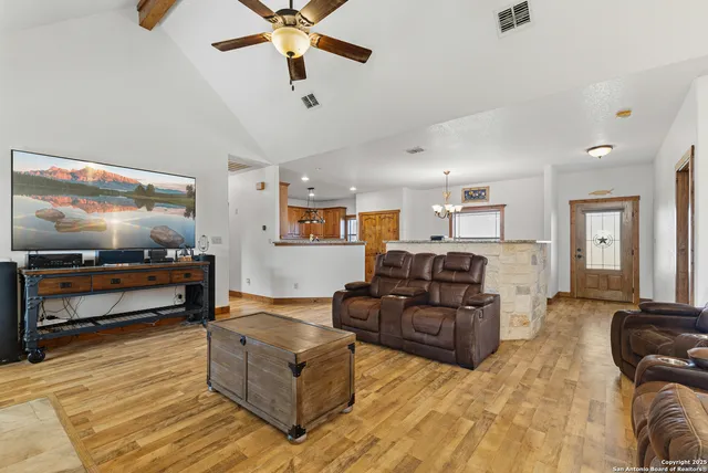 $599,900 | 4355 Highway 16, Jourdanton, TX 78026