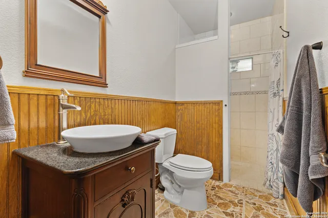 $599,900 | 4355 Highway 16, Jourdanton, TX 78026