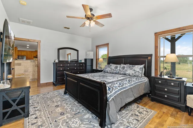 $599,900 | 4355 Highway 16, Jourdanton, TX 78026