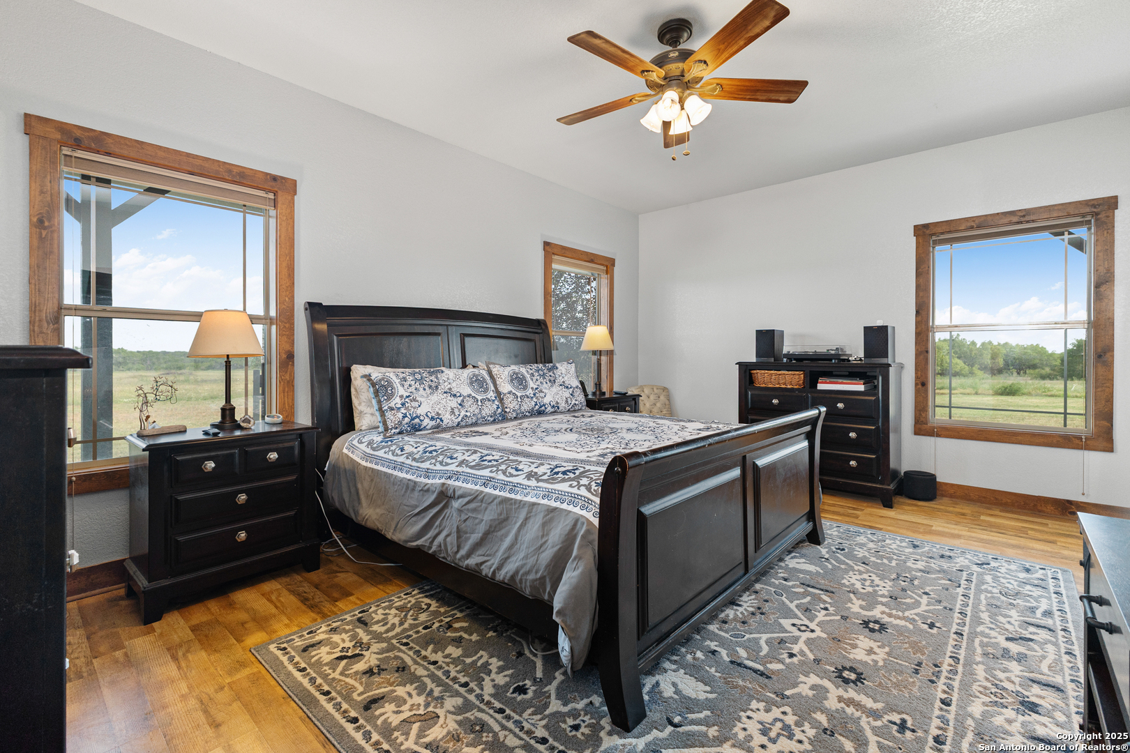 4355 Highway 16 Jourdanton, TX 78026 - Photo 21 of 49