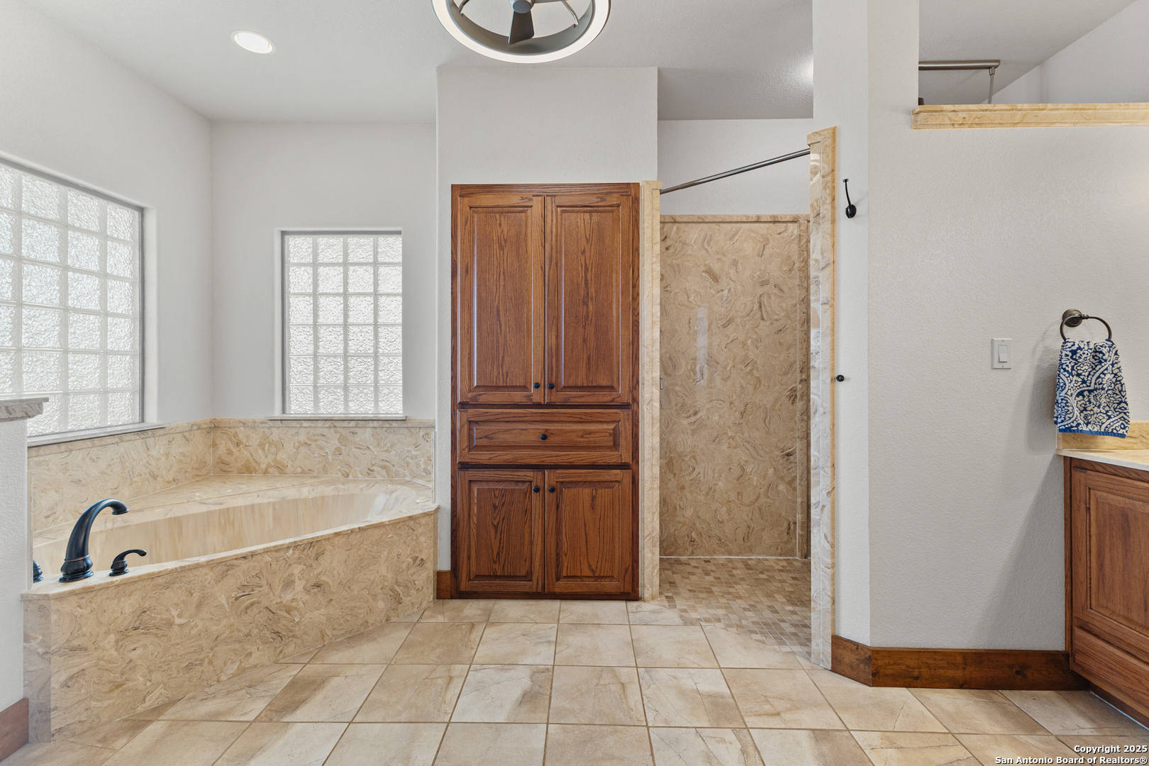 4355 Highway 16 Jourdanton, TX 78026 - Photo 24 of 49