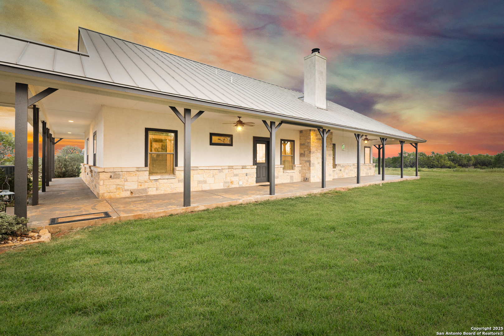 4355 Highway 16 Jourdanton, TX 78026 - Photo 31 of 49