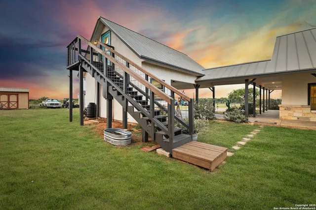 $599,900 | 4355 Highway 16, Jourdanton, TX 78026