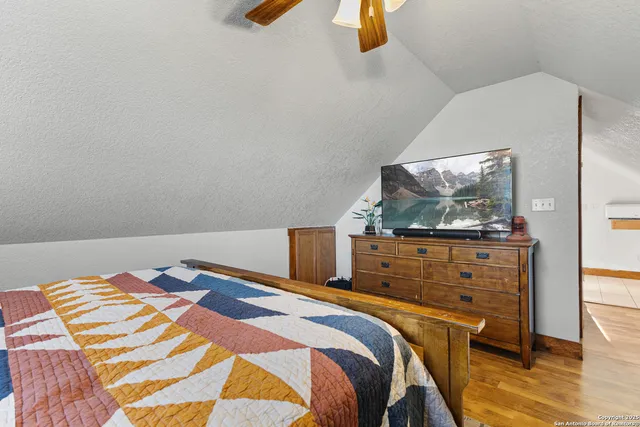 $599,900 | 4355 Highway 16, Jourdanton, TX 78026