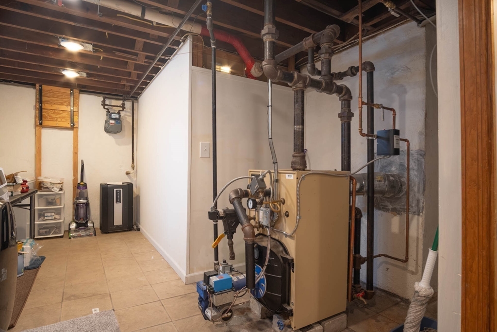 509 Plumtree Road Springfield, MA 01118 - Photo 29 of 34 a view of a storage & utility room