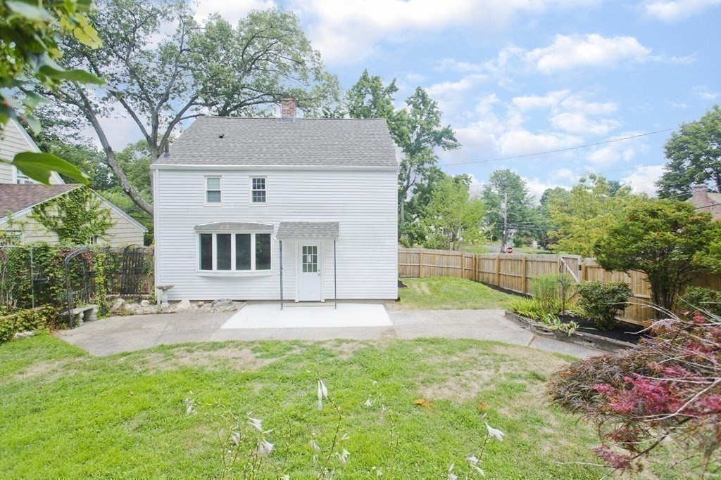 509 Plumtree Road Springfield, MA 01118 - Photo 33 of 34 a view of house with backyard and garden