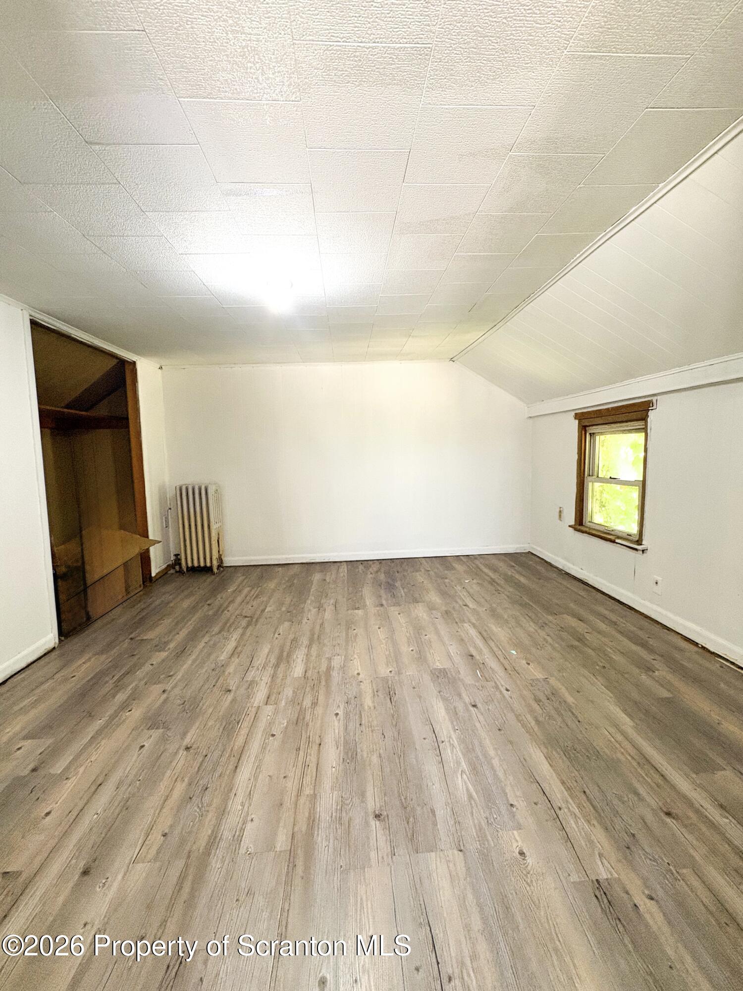 624 Hemlock Street, Unit REAR RIGHT Scranton, PA 18505 - Photo 5 of 8 IMG_7397