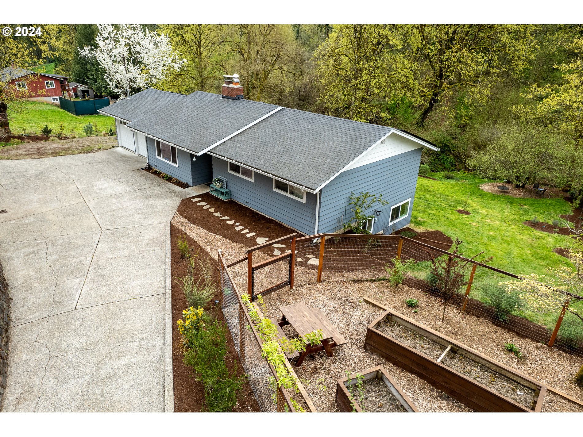 15202 South Thayer Road Oregon City, OR 97045 - Photo 21 of 47 Gallery Image 21