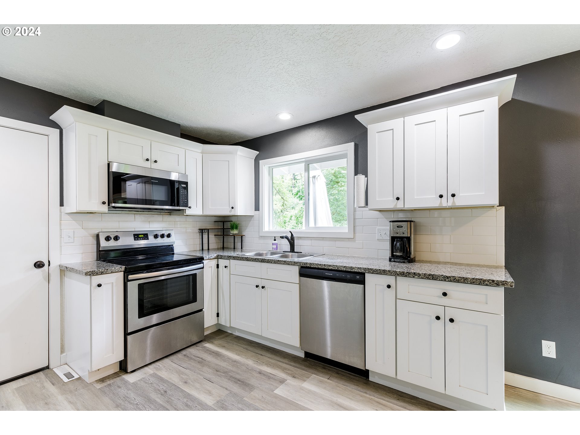 15202 South Thayer Road Oregon City, OR 97045 - Photo 33 of 47 Gallery Image 33