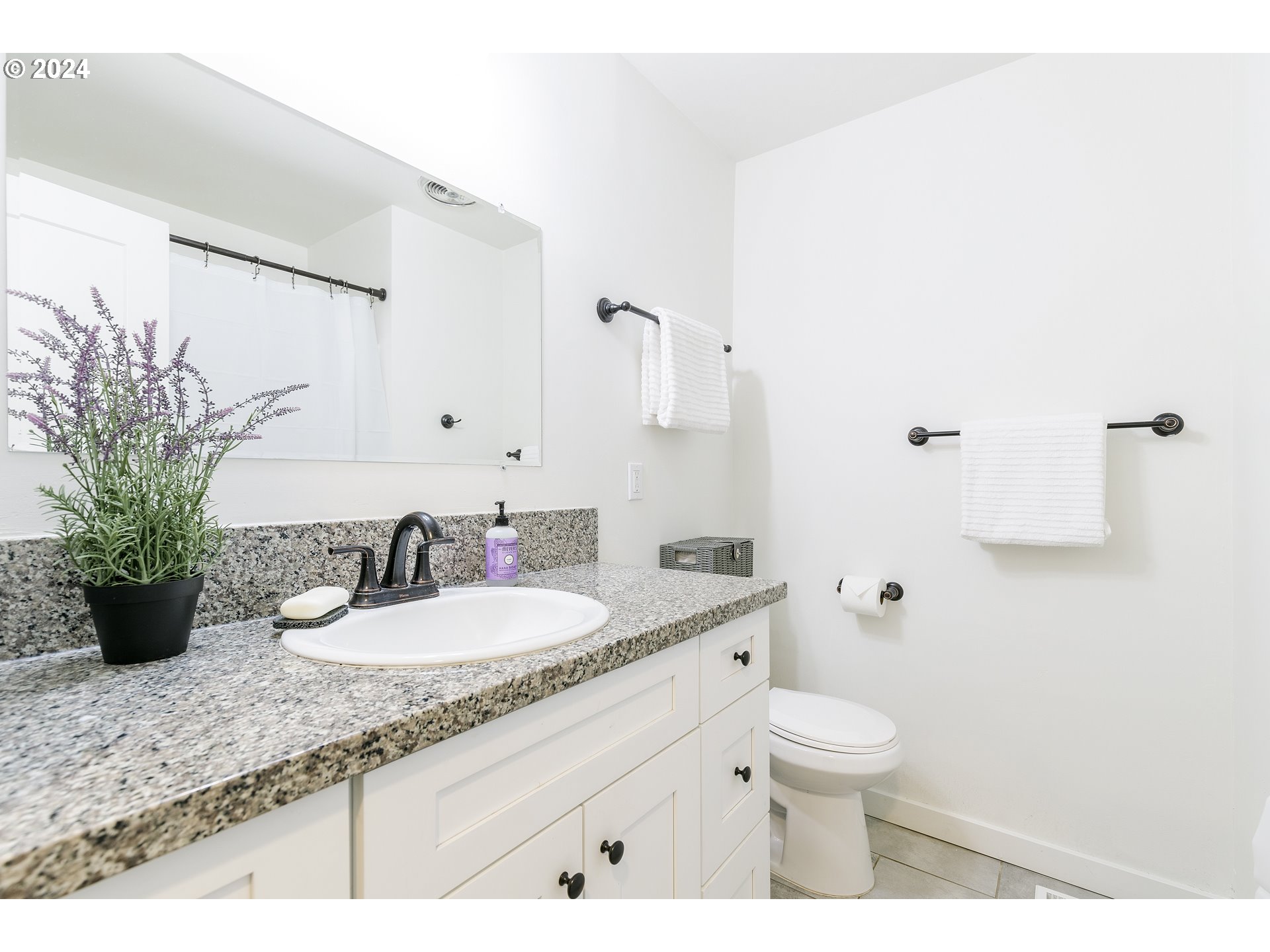 15202 South Thayer Road Oregon City, OR 97045 - Photo 36 of 47 Gallery Image 36