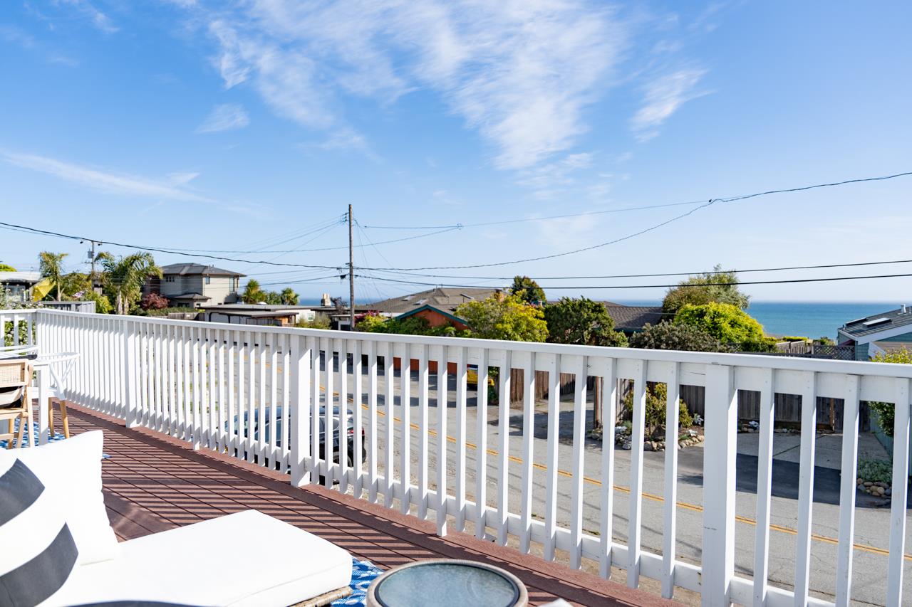 722 Seacliff Drive Aptos, CA 95003 - Photo 4 of 51 a view of balcony