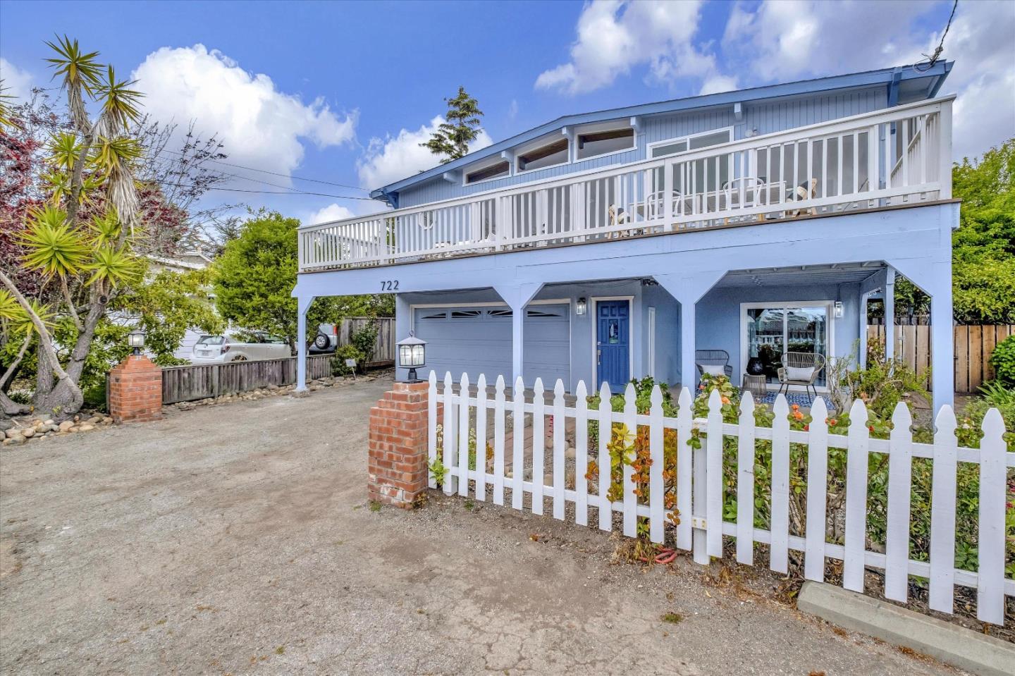 722 Seacliff Drive Aptos, CA 95003 - Photo 49 of 51 front view of a house with a fence