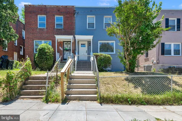 $495,000 | 4621 Hillside Road Southeast, Washington, DC 20019