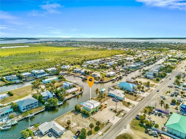 $1,699,000 | 3226 Stringfellow Road, St. James City, FL 33956