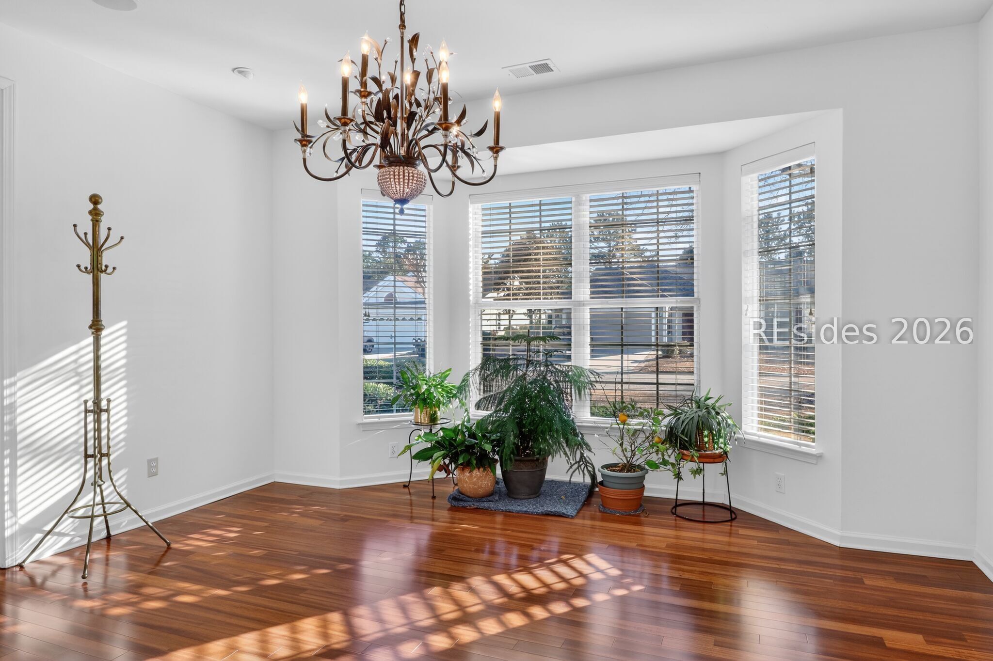 16 Vespers Way Bluffton, SC 29909 - Photo 19 of 33 Dining Room with bay window