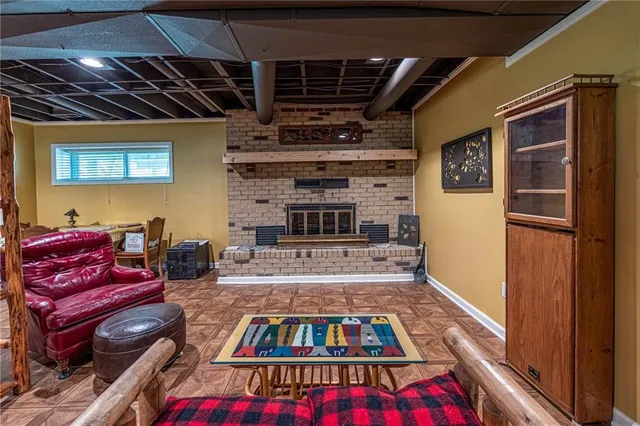 $465,000 | 537 Northeast State Route 13 Highway, Warrensburg, MO 64093