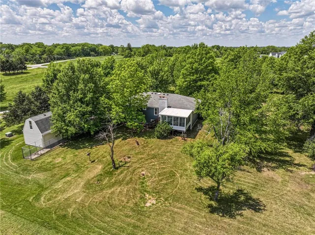 $465,000 | 537 Northeast State Route 13 Highway, Warrensburg, MO 64093