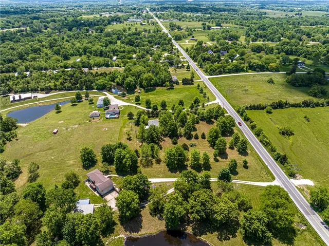 $465,000 | 537 Northeast State Route 13 Highway, Warrensburg, MO 64093