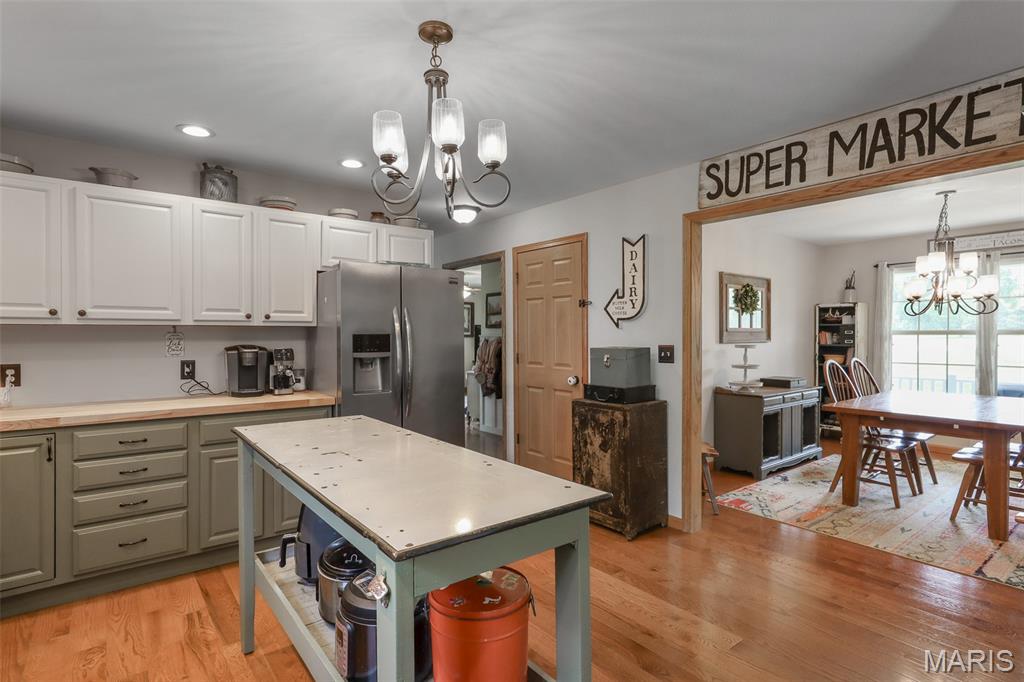301 Ridgewood Court Farmington, MO 63640 - Photo 14 of 55