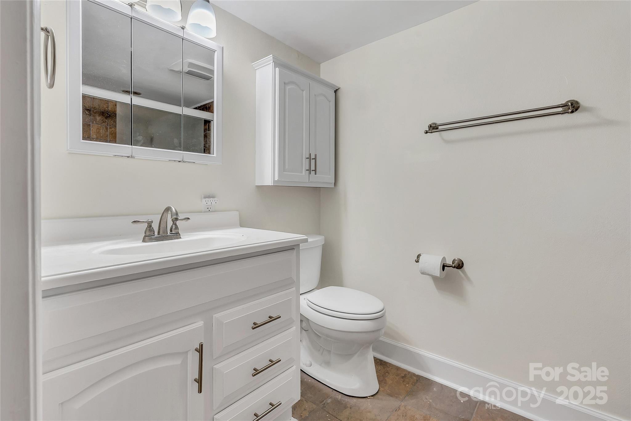 4754 Hedgemore Drive Charlotte, NC 28209 - Photo 12 of 19