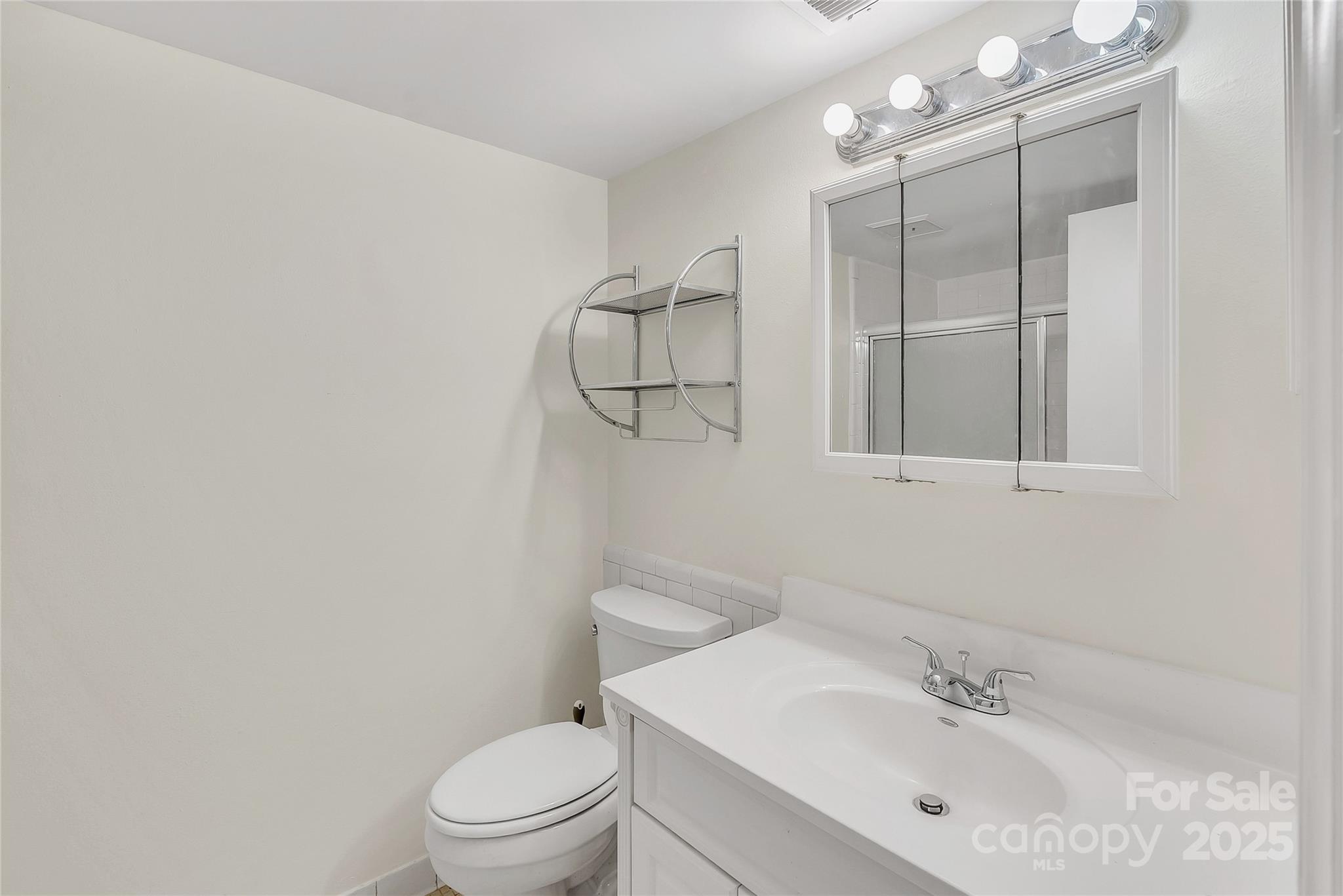 4754 Hedgemore Drive Charlotte, NC 28209 - Photo 15 of 19