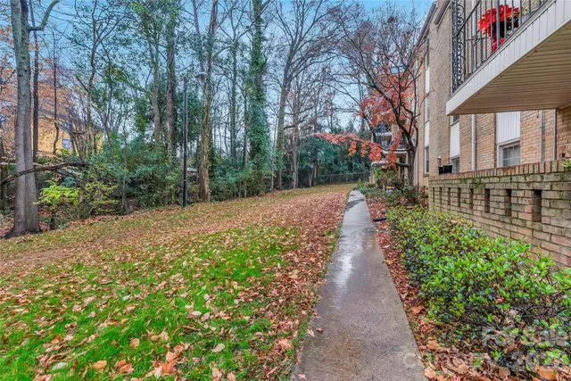 $268,500 | 4754 Hedgemore Drive, Charlotte, NC 28209